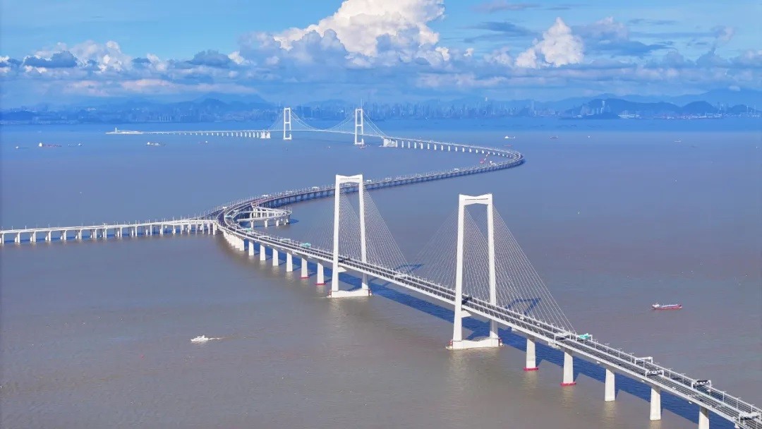 穿云入海 “橋”見通途 | 深中通道正式通車